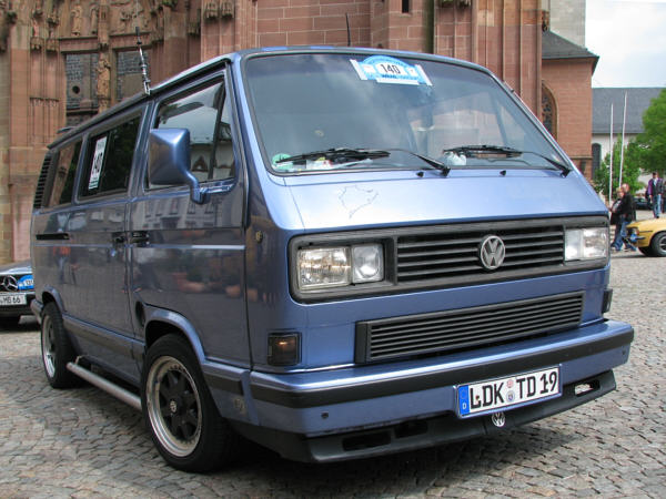  Nutzfahrzeuge - VW Bulli T3 Kombi und Bus