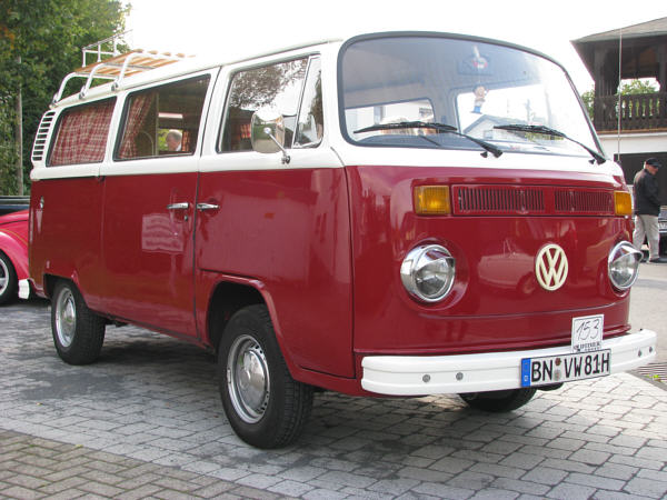 VW Bulli T2 Bus 01m